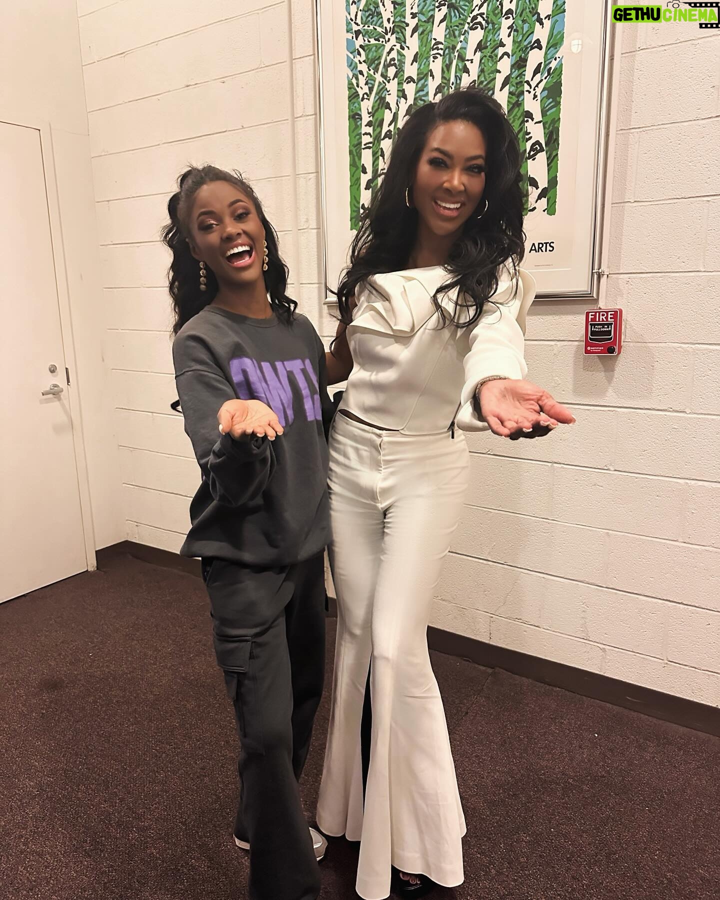 Kenya Moore Instagram - @dwtstourofficial was amazing seeing my dance family! I miss them so damn much! And Miss @charitylawson let’s go Season 16! @bravotv let’s make this happen for both of us! 😆 she’s already a Georgia Peach! And I need a peach! And my sisters @brittbenae @theemmaslater @daniellakaragach just perfection I’m alway left in awe watching how beautiful you move and the sisterhood you share! And my handsome and kind men!!! Just wow! My perfect dance partner @brandonarmstrong , the sexy @glebsavchenkoofficial @theartemc @alanbersten and @pashapashkov y’-ll have all the moves! I truly love and miss you all! I’ll be dusting off my dancing shoes soon! #dwts #dancing @dancingabc @bravotv