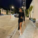 Kenya Moore Instagram - This short hair got me feeling a little 🌶! 😂❤️