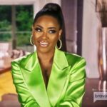 Kenya Moore Instagram – Looking like a whole m&m candy with dark chocolate inside 🍫😂 

Share your thoughts  on the premiere of #RHOA? 👇🏽