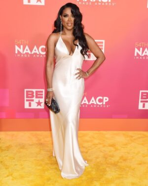 Kenya Moore Instagram - Thank you for the nominating #RHOA for Best Reality Show.

I felt honored to be amongst this group of immensely talented, amazing, positive, and beautiful people of color who were nominees.

The energy in the room was unapologetically Black Excellence personified. 

Congrats to all the winners and to @lizzobeeating  my #313 sister who won our category and thank you to all the fans that voted for our show!

Glam

Dress: @ysl 
Jewels: @davidyurman styled by @itssodwayne 
Shoes: @louboutinworld
Bag: #bottegaveneta