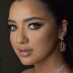 Kenzy Madbouly Instagram - Thank you @nihalkotb for this gorgeous make up🩵🩵