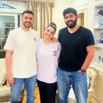 Kenzy Madbouly Instagram – With my two favorite boys ♥️
انا شبه مين اكثر اخويا ولا فراس😂