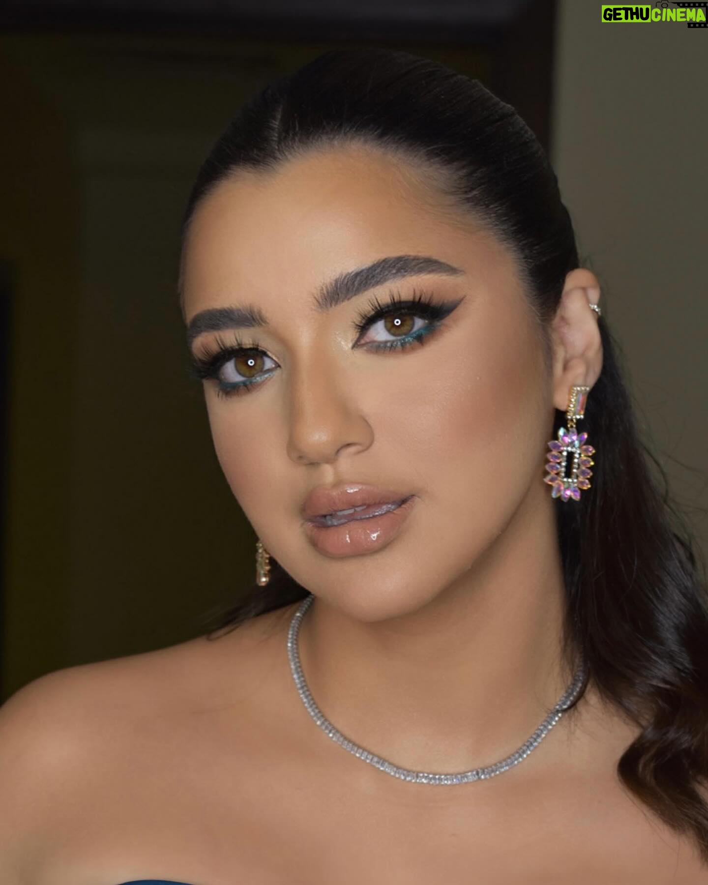 Kenzy Madbouly Instagram - Thank you @nihalkotb for this gorgeous make up🩵🩵