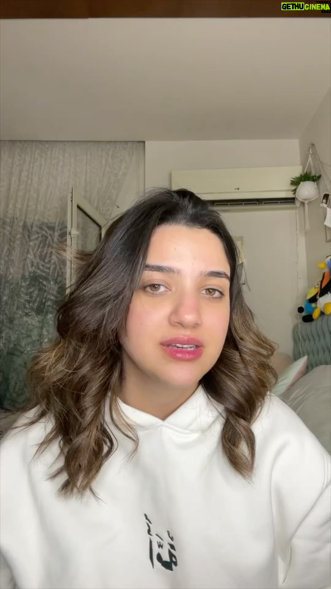 Kenzy Madbouly Instagram - شجع منتج بلدك وساعدهم يوصلوا مياه لاهلنا في غزة🤍 @eauwaters