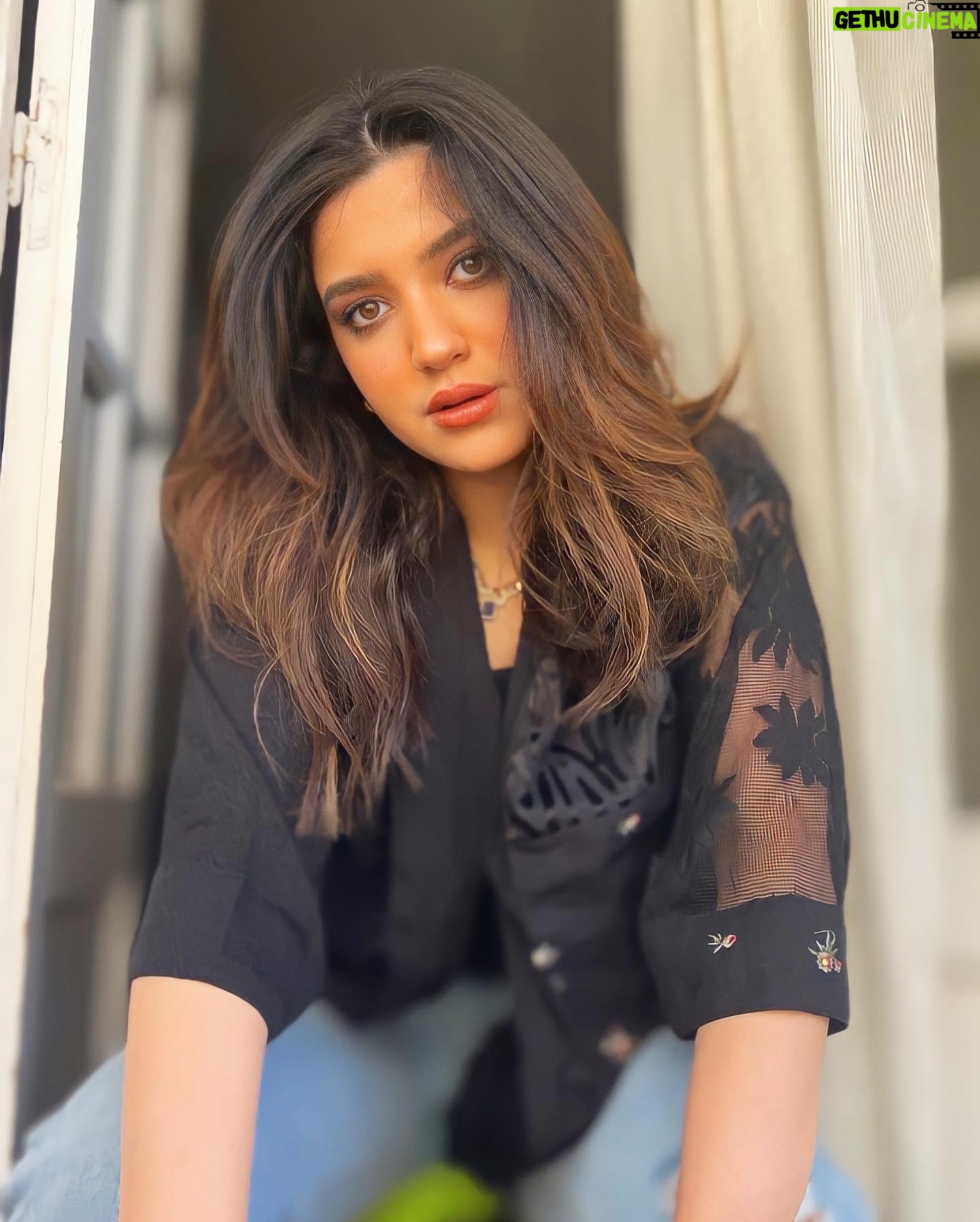 Kenzy Madbouly Instagram - I miss my hair being that long 🥲😂