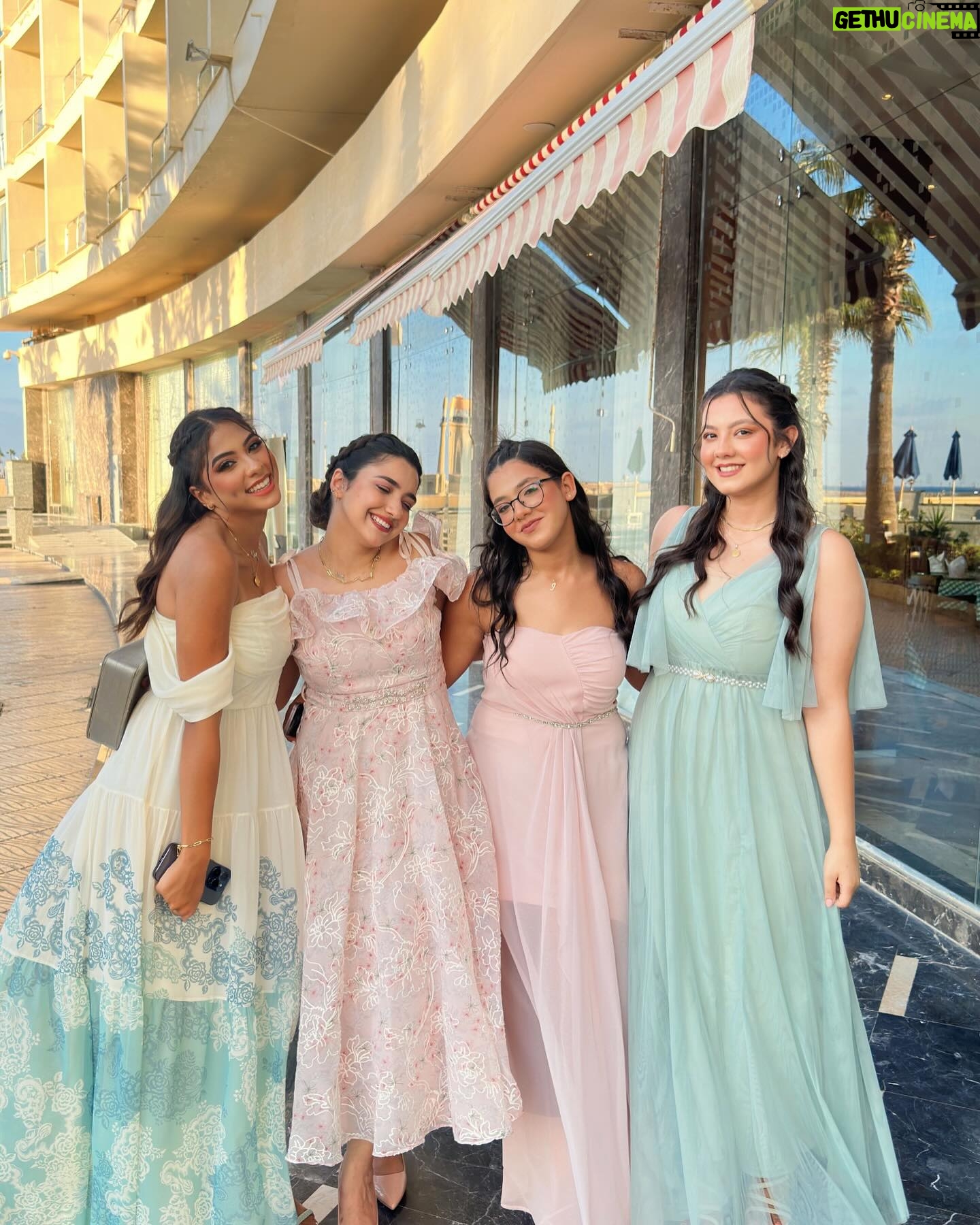 Kenzy Madbouly Instagram - God gave me a gift in the shape of 4 girls who own my heart since day one 🤍 They are here for me in every big step and every failure 🤍
