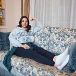 Kenzy Madbouly Instagram - لحقت الموقف قبل ما يتقلب نكد واديت ماما التلفزيون ال OLED من LG وانتم كمان عندكم فرصة تكسبوا لو عملتوا Sign up on LG.com 💃♥️ @socialit_eg @lgegypt