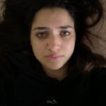 Kenzy Madbouly Instagram - العلاج النفسي مش رفاهية، العلاج النفسي بينقذ ارواح والمفروض يكون ليه اولوية زيه زي اي علاج لان صحتك النفسية تعادل صحتك الجسدية 🤍