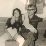Kerem Alışık Instagram - Hiç kimseler uzaklara gitmemişken... Kerem adlı bir çocuk, şair dayısının dizinde uyuyakalmış.. Annesini babasını beklerken... Dünya Şiir Günü'ne selamdır...