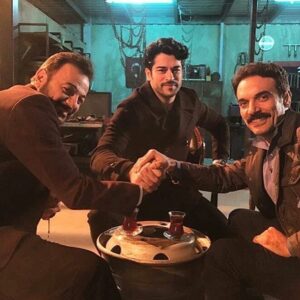 Kerem Alışık Instagram -