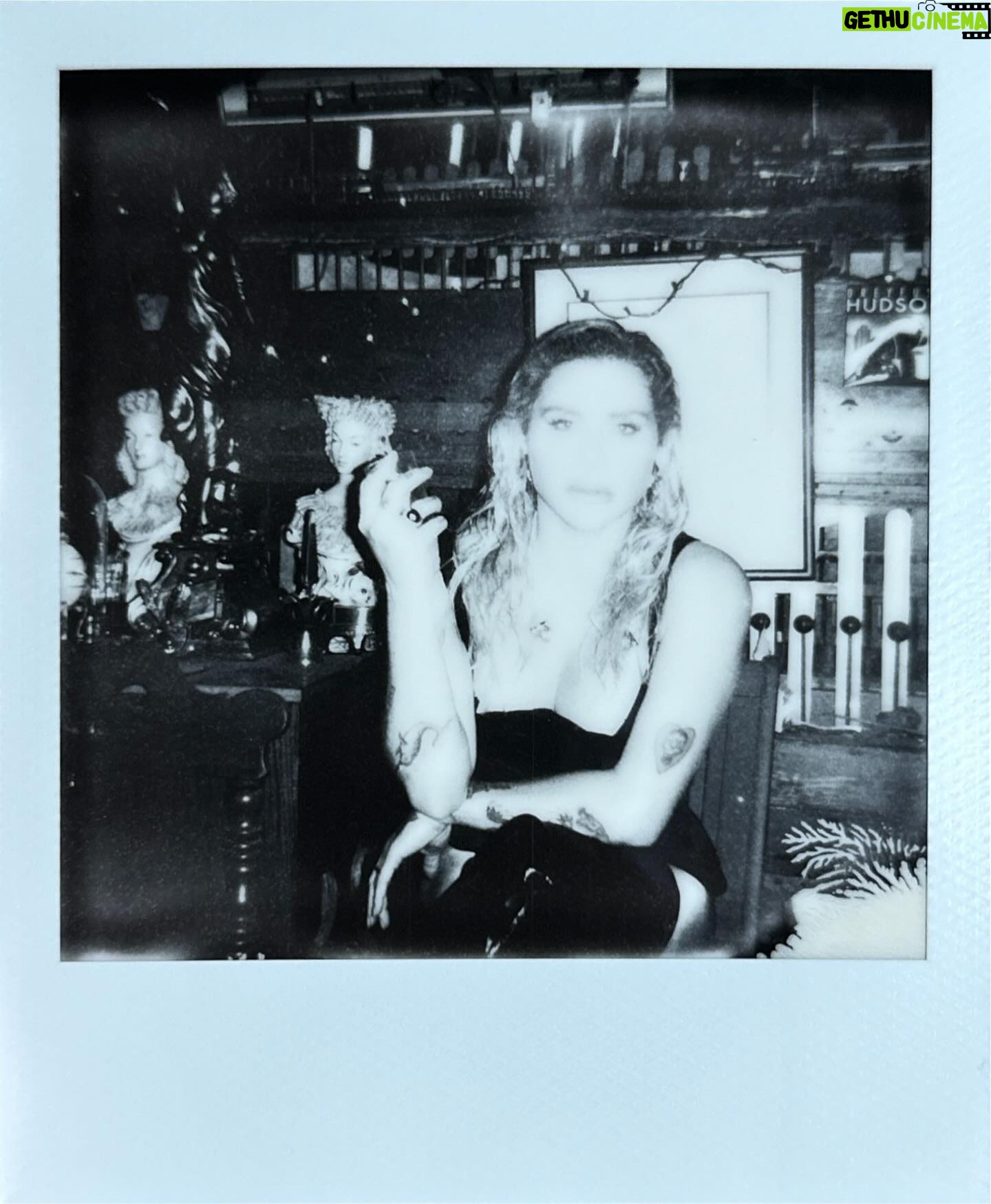 Kesha Instagram - TONIGHT. LOS ANGELES. HOMECOMING BABY. #ONLYLOVETOUR