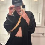 Kesha Instagram – After the show is the after party. After the party is the truck stop. every time it feels like Christmas… @voguemagazine
Full tour diary on vogue.com