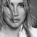 Kesha Instagram – M O D E L I S T E⁣
⁣
@modelistemagazine⁣
Editor-in-Chief @amynmccabe ⁣
Video by @thecolechristopher⁣
Photography by @sarahkrickphotography ⁣
Styled by @janellermiller ⁣
Makeup by @nattiventi ⁣
Hair by @hollymillshair ⁣
Nail Artist @mihonails