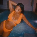 Keshia Chante Instagram - looking fwrd to the memories of right now 🤍