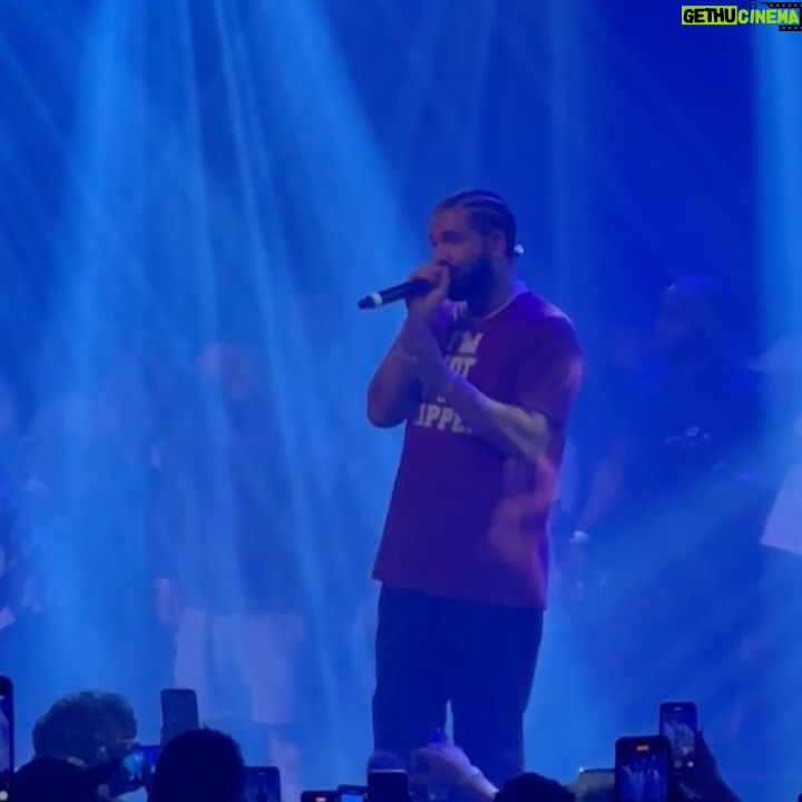 Keshia Chante - 35.2K Likes - Legendary Nights in Toronto 🤍
I’ve never seen the city come together like that! It was everything. A dream only @champagnepapi could make true. The most heartfelt & meaningful introduction I’ve ever had. Aubs I love you for life. And @djcharlieb I am so MFN proud of you. I’ve been watching you put in that work since 2004 and the All Canadian North Stars show was the perfect full circle moment.
Performing songs I dropped in my teen years and hearing you sing all the words, made my soul so happy. Such a beautiful memory I will cherish forever. Toronto you have been riding for me since the very beginning and I am so grateful for the love.
Also special shout out to everyone at the very beginning of my career who literally broke these records and are the reason my mama has certified plaques in her crib lol
DJ Scott Boogie, DJ Starting from Scratch, DJ X, Mark Strong & Jemini, Flow & Kiss FM, DJ Deuce, Hadi & so many other important people. I love you.
“From immature kids to entrepreneur kids!!”