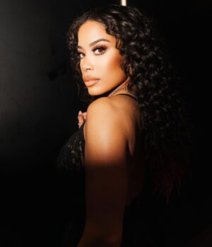 Keshia Chante Instagram - bet on black ✨