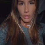 Ketevan Topuriya Instagram - 1.”ЗАВТРАК БЕЗ ТЕБЯ” 2.«ЭТО ВСЁ ОНА» 3.«ВОЛОСЫ» 4.«AVENUE» 🤔 Ссылка на альбом в шапке профиля☝🏽