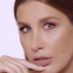 Ketevan Topuriya Instagram - #SexyEyeshadowPalette COFFE &CHOCOLATE. 🍫☕️Старт продаж уже сегодня!!! А первые 100 покупателей получат палетки тенеи с открытками с моим автографом 💫 Скорее переходи на сайт romanovamakeup.com или в аккаунт @romanovamakeup_store