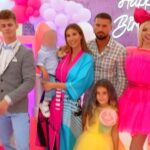 Ketevan Topuriya Instagram – Мир Барби для моей малышки Оливии💓!
⠀
Уже 4 года я организовываю все детские праздники с одной и той же командой:
⠀
@lobacheva_project – лучшие аниматоры, декорации, фотозоны, шоу и другие развлечения, организация всего нашего праздника! У них мы и просто заказываем аниматоров домой, например, на Новый Год)). Наш мир Барби – это был полный восторг, как и всегда!
⠀
@nastya_marzipan – самые стильные шарики (частенько заказываем у них доставку домой, и раз в год оформление большого праздника)!
⠀
@olga_lakomka – потрясающе красивые и главное, всегда вкусные торты и десерты! Они воплощали любой дизайн, какой бы я не попросила за эти годы))!
⠀
Спасибо, мои праздничные феи! До новых встреч!
⠀
Сохраняйте все контакты, ведь мне самой их когда-то порекомендовали друзья, и я знаю, как важно работать с проверенными людьми, особенно, когда дело касается наших детей🙏🏻.