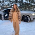Ketevan Topuriya Instagram - Новогодняя сказка с @furnari_furs ❄️❤️