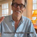 Kevin Bacon Instagram - Hey everyone, happy Monday. You know what’s really at chasing away those #MondayBlues? Mom Rock. That’s right, moms know how to get down. Inspired by the best mom out there @kyrasedgwickofficial, here are a few songs moms can rock out to: “You Turn Me On I’m A Radio” by @jonimitchell, “The Guitar Man” by #Bread, and “Mandy” by @barrymanilowofficial. Rock on, moms. Listen along at the link in my stories.