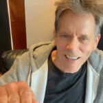 Kevin Bacon Instagram - Hey everybody, happy Monday. There are all kinds of ups and downs in life but for this #MondayBlues I want to play some songs about breakups for anyone out there who needs to hear one. I’m spinning: Back To Black by @amywinehouse, Without You by @officialnilsson, and Hey, That’s No Way To Say Goodbye by @leonardcohen. Listen along at the link in my stories. Keep your head high, your tears dry, and hope you have a great week!