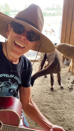 Kevin Bacon Instagram - The gang is really loving Hold Me Closer, @eltonjohn @britneyspears #GoatSongs