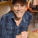 Kevin Bacon Instagram - Love got you down? I’ve got just the thing for those #MondayBlues. Today, I’m spinning a few anti-Valentines songs: “Love Stinks” by #TheJGeilsBand, “Don’t Think Twice, It’s All Right” by @bobdylan, and “I Hate Myself For Loving You” by @joanjett. It’ll be alright. Listen at the link in my stories.
