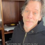 Kevin Bacon Instagram - Sharing a little history lesson with you all to cure those #MondayBlues! How many folks knew about the sifting seeds hack back in the day?! Anyways… Today, we’re spinning the D’s: Long Train Runnin’ by @doobiebrothersofficial One More Night by @bobdylan Wear Your Love like Heaven by #Donovan Play along at the link in my stories.