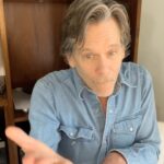 Kevin Bacon Instagram - This week’s #MondayBlues, we’re bringing you the G’s. You might say I’m feeling myself in this one 😂 We’re spinning: “How Can You Mend a Broken Heart” by @algreen “We’re an American Band” by @grandfunkofficial “I Need Your Lovin’” by @msgladysknight & #ThePips