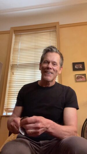 Kevin Bacon Instagram - My gift to you is my annual impression of a bad subway 🎺 performer. Happy holidays! Sending nothing but good tidings your way, friends.