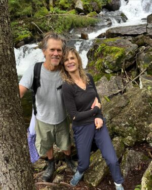 Kevin Bacon Instagram - Mother Earth really is a beautiful place. Let’s not take it for granted. Happy #EarthDay, everyone. 🌎
