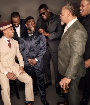 Kevin Hart Instagram - A glimpse at the love and energy from my “Mark Twain” ceremony …. So much love and so many laughs!!!! Make sure y’all tune in May 11th on @netflix ….. let’s gooooooooooooo