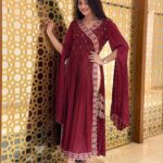 Keya Akter Payel Instagram – কোনো এক রূপকথার জগতে
তুমি তো এসেছো আমারই হতে ❤️
