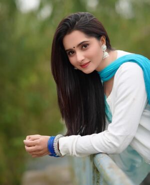 Keya Akter Payel Instagram - হও যদি তুমি নীল আকাশ
আমি মেঘ হব আকাশে 💙