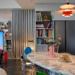 Khánh Linh Instagram – house n our home ❤️ @klinhnd 

Căn hộ nhỏ của chúng tôi trong ánh nắng vàng ruộm vào 1 chiều hè tháng 7.
Cảm ơn ekip #housenhome @kenh14official @nhat.chung @dresswithdan @thphudao đã ghi lại những khoảnh khắc vô cùng ngọt ngào 🫶