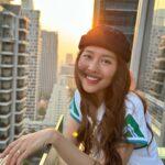 Khả Ngân Instagram - Whenever you want to see me, always look at the sunset; I will be there🌅🌥️ #khangan