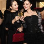 Khả Ngân Instagram - Hôm qua Ngân được ngắm nhìn bộ sưu tập giới hạn của nhà @yslbeauty - Love Loud Collectors với chất liệu latex vô cùng độc đáo nhân dịp mừng ngày 8/3 sắp đến nè❤️❤️ #yslbeautyvn #loveloud #khangan MUA: @joeynguyencutie Foto: @loanbe08 Stylits: @daonhuquynh