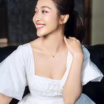 Khả Ngân Instagram - Every girl pretends she is a princess at one point, no matter how little her life is like that🫰🏻🐬🩵 #khangan #goodvibes #vibes #happiness