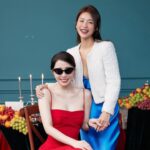 Khả Ngân Instagram - Năm nào cũng tưng bừng cùng chị yêu @phuongnguyenjet Năm nào cũng nổ máy điện thoại vì quá nhiều hình đẹp kakakak Yêu chị mình nhứt quả đất🩵🩵🧧🧧🥰🥰😘😘😘