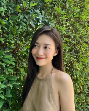Khả Ngân Instagram - 🤎Mùng 3 đằm thắm🤎