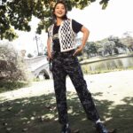Khả Ngân Instagram - Longchamp đã “cưa” đổ trái tim Ngân với chiếc túi xinh Roseau trong bộ sưu tập mới “Longchamp University” Cảm tưởng như trở thành cô sinh viên mỹ thuật ngày đầu tới giảng đường đầy háo hức và tràn năng lượng nè 📚🎓 Stylist @phambaoluan MUA: @paunguyen.makeup Hair: @phanuyenkhiet Photo: @loanbe08 #Longchamp #LongchampSS24 #LongchampUniversity @tamsonfashion @longchamp