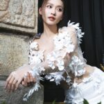 Khả Ngân Instagram - Bé tại lễ trao giải ELLE Beauty Awards 2024 @ellevietnam ngày hôm qua, với không gian mang một vẻ đẹp trang nghiêm và cổ điển💚 Chúc mừng tất cả anh chị đoạt giải và nhưng thương hiệu được xướng tên trong các hạng mục.🩵 1 ngày thật hạnh phúc và nhiều niềm vui😚 #ELLEVietnam #ELLEBeauty #Beauty #ELLEBeautyAwards #EBAs #khangan Custome: @congtriofficial Stylist: @phambaoluan Foto: @loanbe08 MUA: @paunguyen.makeup Hair: @_hhtrieu_
