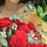 Khả Ngân Instagram - Chúc tất các các chị em phụ nữ trên toàn thế giới này mãi xinh đẹp, hạnh phúc và an yên🥰💚😚 #khangan