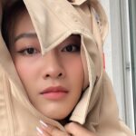 Khả Ngân Instagram - Sì Gòn dạo này nóng nhức néch🥵🥵🥵