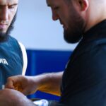 Khabib Nurmagomedov Instagram – Это конец недели и они должны быть уставшими, вопросы были бы если в конце недели они бы  улыбались )))