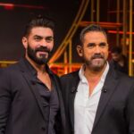 Khaled Selim Instagram - بجد من أجمل اللقاءات و البرامج اللي شاركت فيها .. و كانت مليانة طاقة إيجابية و راحة نفسية سواء كانت مع صديق العمر أمير كرارة أو مع الجميلة دينا فؤاد شريكتي في بطولة المسلسل الجديد (حكايات الماميز).. أو مع فرقتي الجميلة و الجامدة اوي .. كنت بجد متسلطن من الغنا و مستمتع بالحوار .. شكرا لهندسة الصوت و الاضاءة و المخرج الرائع و فريق الإخراج و الديكور و فريق الإنتاج.. و تاني و تالت شكرا أمير كرارة و المتحدة للخدمات الإعلامية و الصديق العزيز تامر مرسي على كل شيء .. شكرا م.مفدي ثابت و م.رفيق عدلي.. Photographed by: @abdallahnafeaofficial
