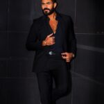 Khaled Selim Instagram – Dream your own dreams, achieve your own goals. Your journey is your own & unique.

إحلم بما تتمنى الوصول إليه ، حقق أهدافك .. رحلتك هي الخاصة بك والفريدة من نوعها.