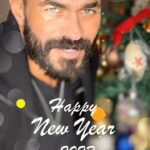 Khaled Selim Instagram - اتمنى للجميع كل الخير و الصحة و الستر و السعادة و النجاح .. في السنة الجديدة 2023