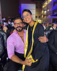 Khaled Selim Instagram - النهاردة .. كان يوم مميز جدا ليا .. إختلطت مشاعري بشكل غريب .. بشكل عمره ما حصلي في حياتي كلها .. رغم إني ممكن في ألبوم واحد أغني أكتر من حالة و مشاعري تكون مختلفة مع كل لحن .. أو إني أدخل في فيلم أو مسلسل و الشخصية يكون فيها إختلاف في المشاعر في كل مرحلة .. بس الحقيقة النهاردة أنا عيشت ٤ ساعات مليانين سعادة و خوف و فخر و دموع و محبة و شجن .. حفلة تخرج بنتي الكبيرة نور .. كنت سعيد إنها وصلت للمرحلة دي بكل نجاح.. و كنت خايف عليها طول ما أنا شايفها بتتحرك قدامي .. و فخور بيها و بمحبة الكل ليها و شخصيتها الحلوة .. و دموعي و المحبة و الشجن كانوا بسبب الحالة اللي كل الطلبة و المدرسين و العاملين في المدرسة كانوا فيها .. إن الدفعة دي هيمشوا و يسيبوا المدرسة و يبدأوا مرحلة جديدة .. ألف مبروك يا نور على النجاح و التفوق و التخرج .. و اعرفي اني دايماً فخور بيكي .. يا حب عمري